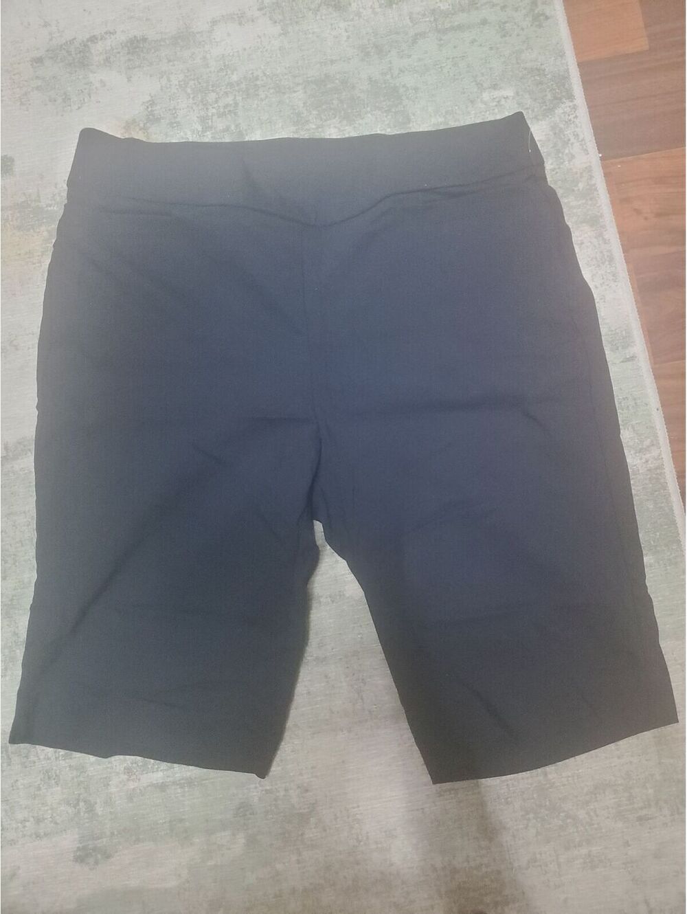 Briggs Black Knee-Length Shorts Size 14
